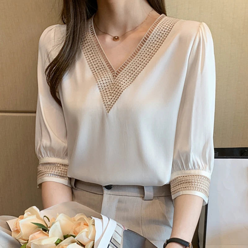 Blusas bordadas de media manga de encaje blanco para mujer, Tops holgados de gasa con cuello en V, camisa elegante para oficina para mujer 2024 13366